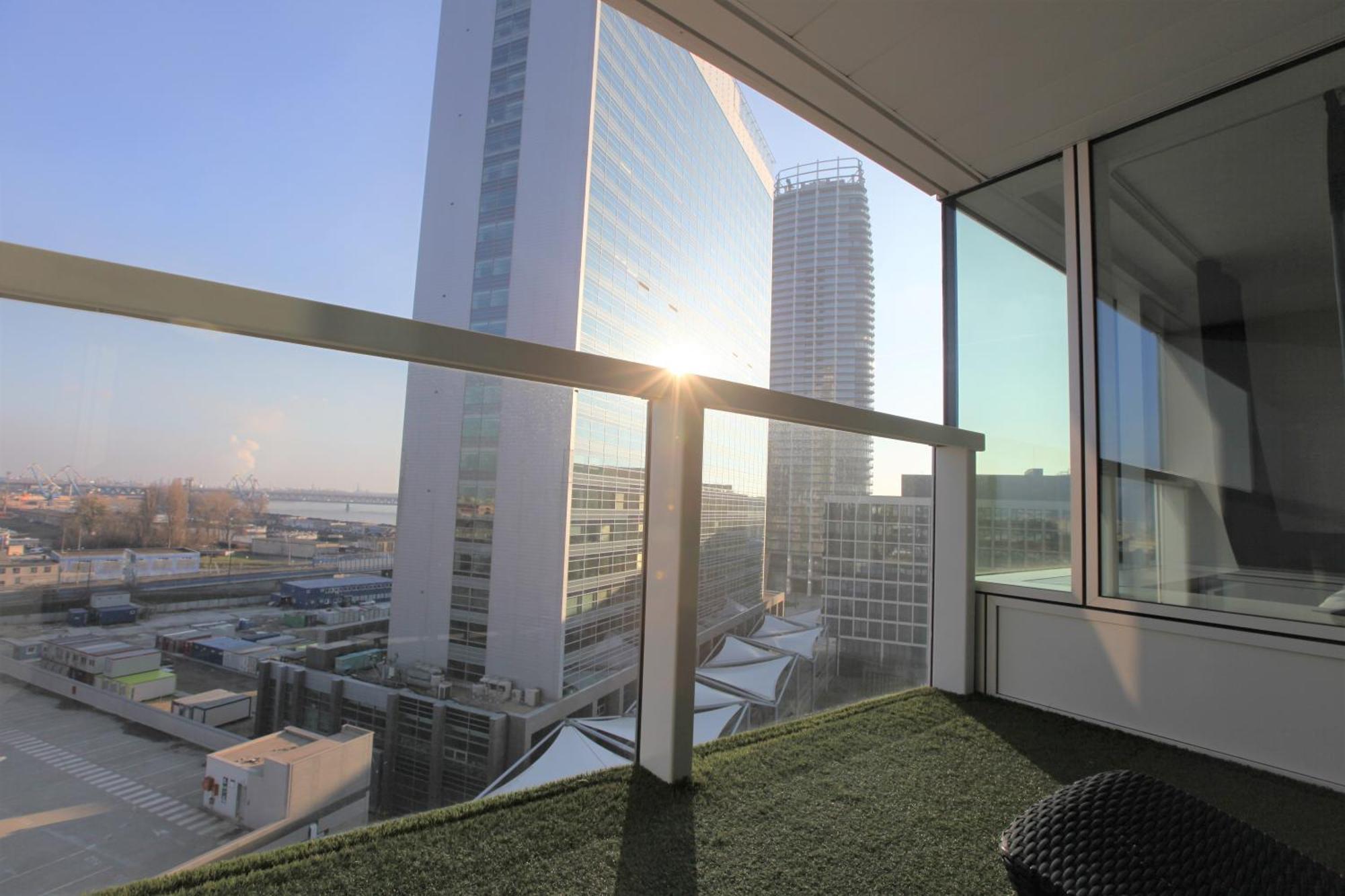 Sag Panorama View 2 Rooms Free Parking Free Wifi บราติสลาวา ภายนอก รูปภาพ